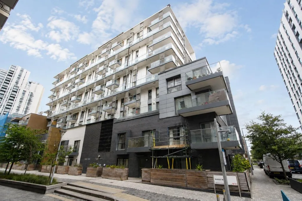 1 bed flat for sale, Barge Walk, London, SE10