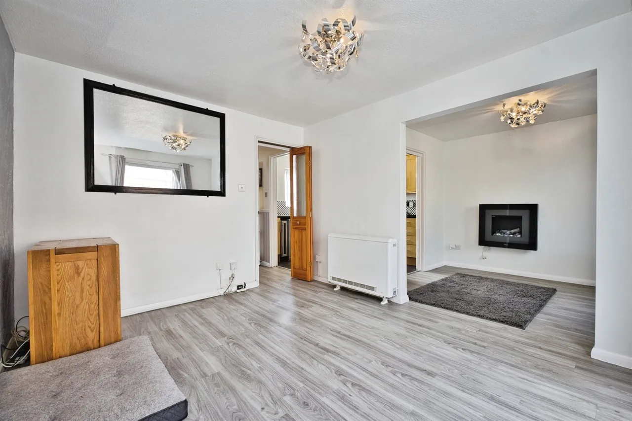 Clifton Close, YEOVIL, photo 5