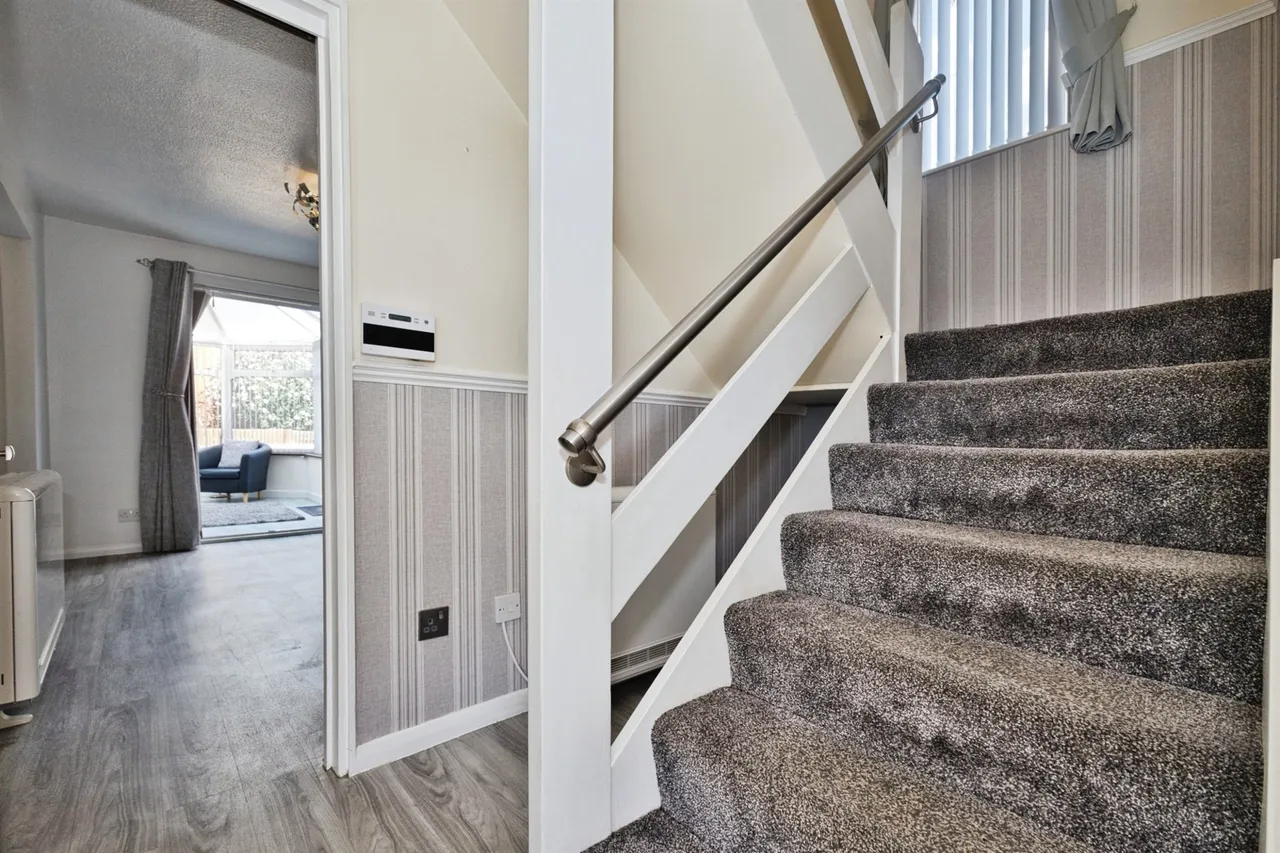 Clifton Close, YEOVIL, photo 8
