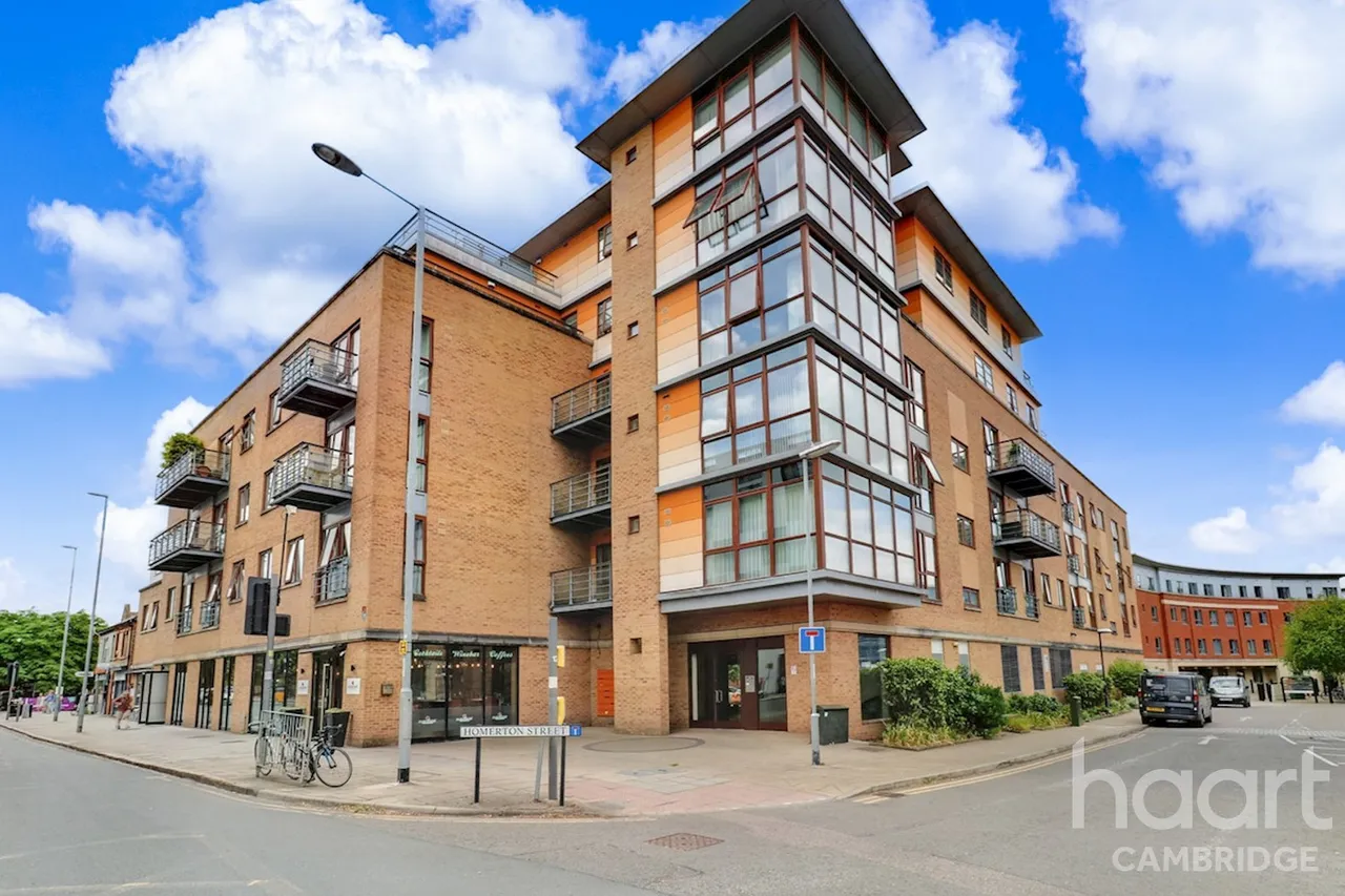 2 bed flat for sale, Hills Road, Cambridge, CB2
