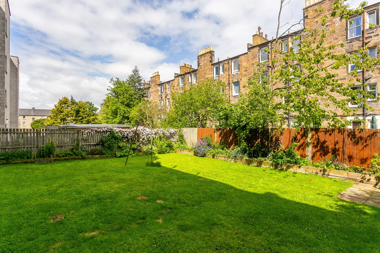 Moat Terrace, Slateford, EH14, photo 23