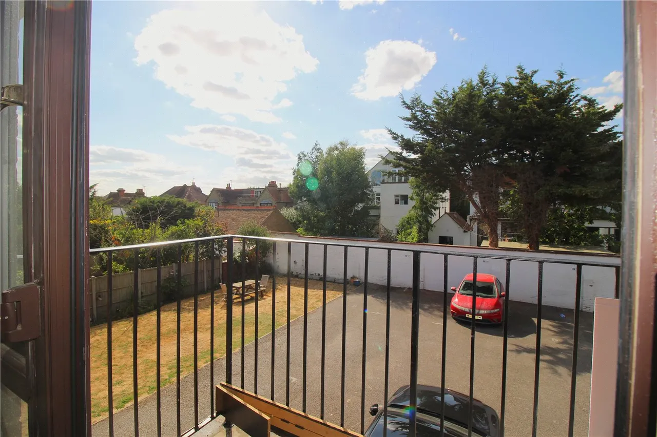 Cossington Road, Westcliff-on-Sea, Essex, SS0, photo 3