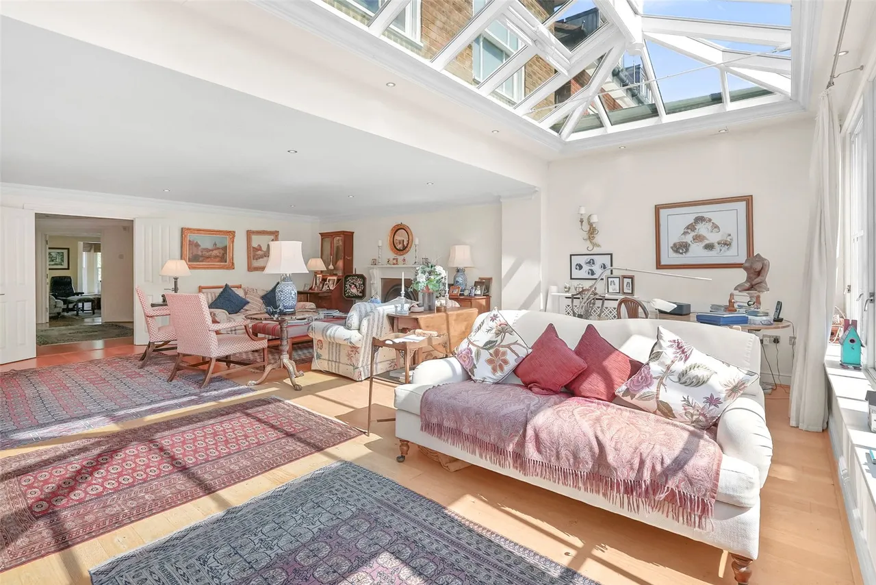 Cromwell Road, Teddington, TW11 9EN, photo 5