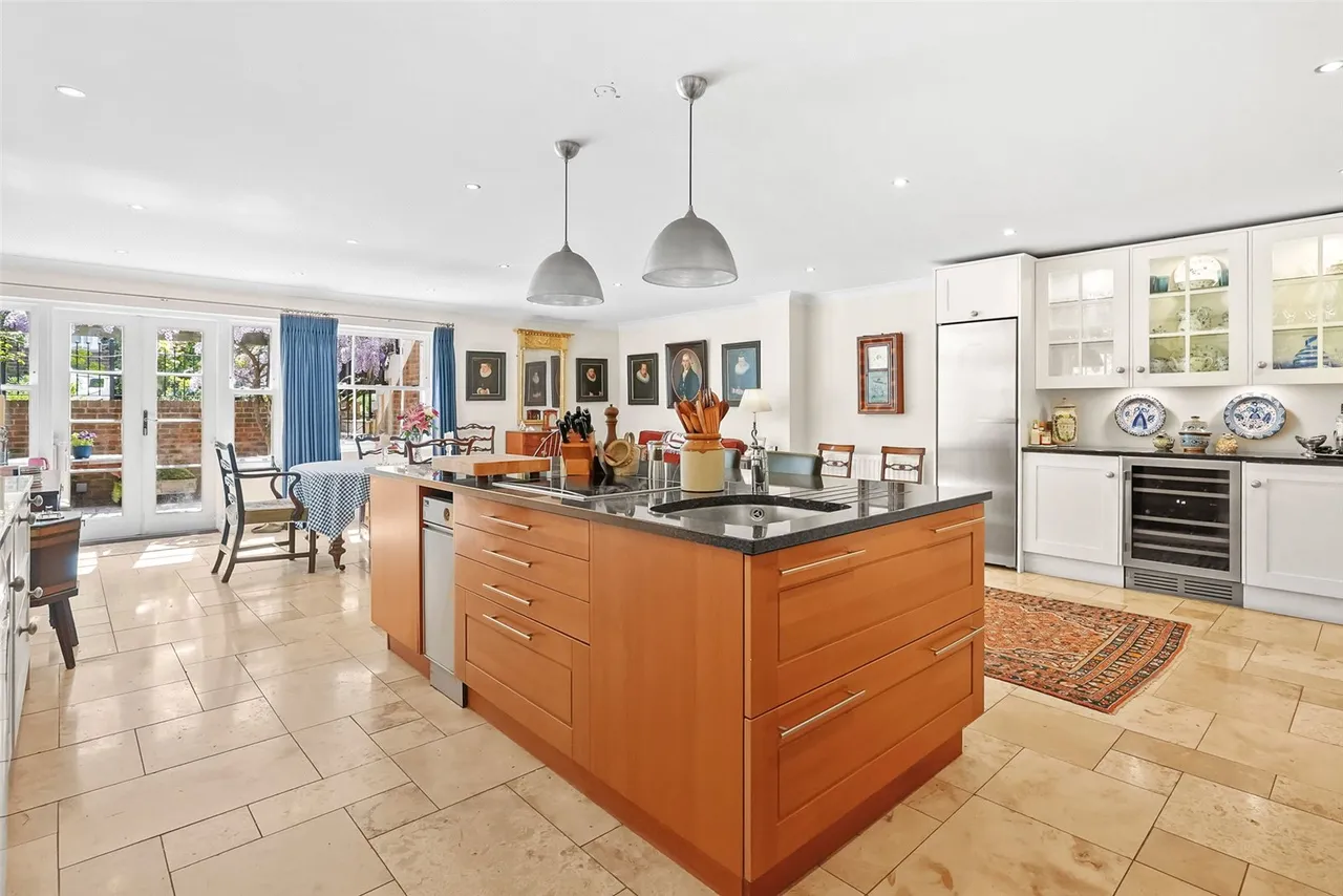 Cromwell Road, Teddington, TW11 9EN, photo 6
