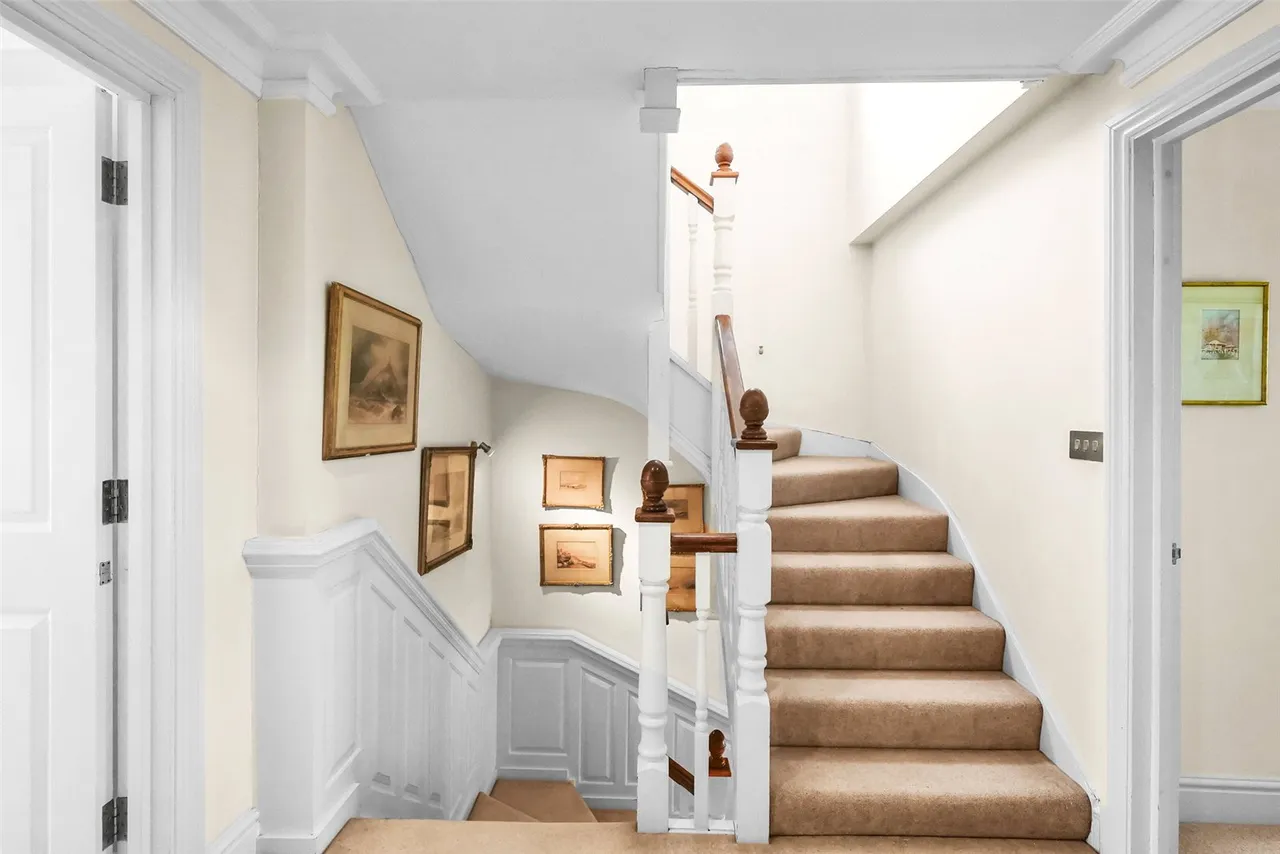 Cromwell Road, Teddington, TW11 9EN, photo 10