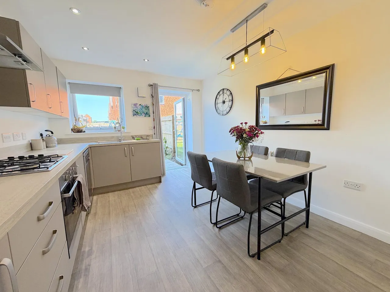 Lancaster Drive, Wednesfield, Wolverhampton, WV11, photo 3