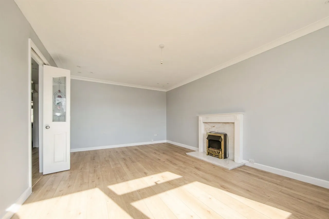Bembridge Close, Clacton-On-Sea, photo 3