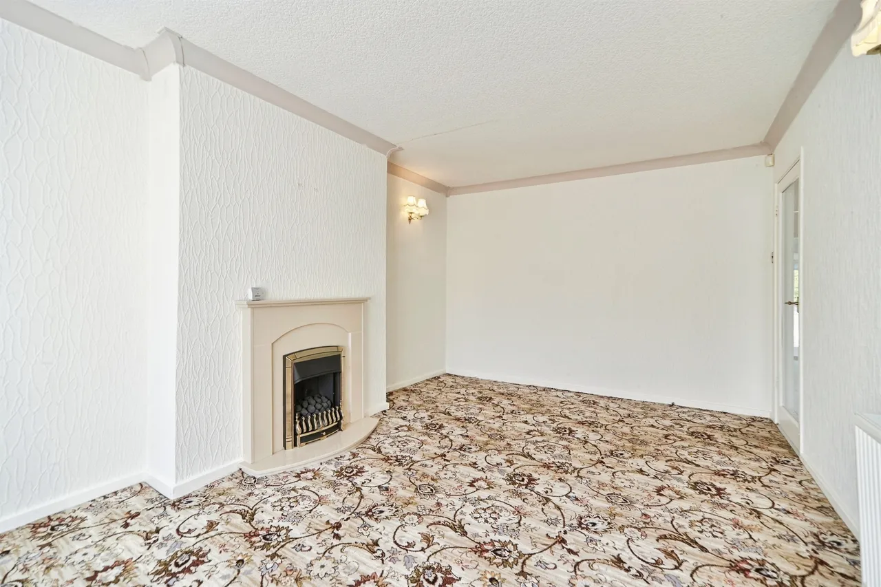 Moor Drive, Oakworth, Keighley, photo 5