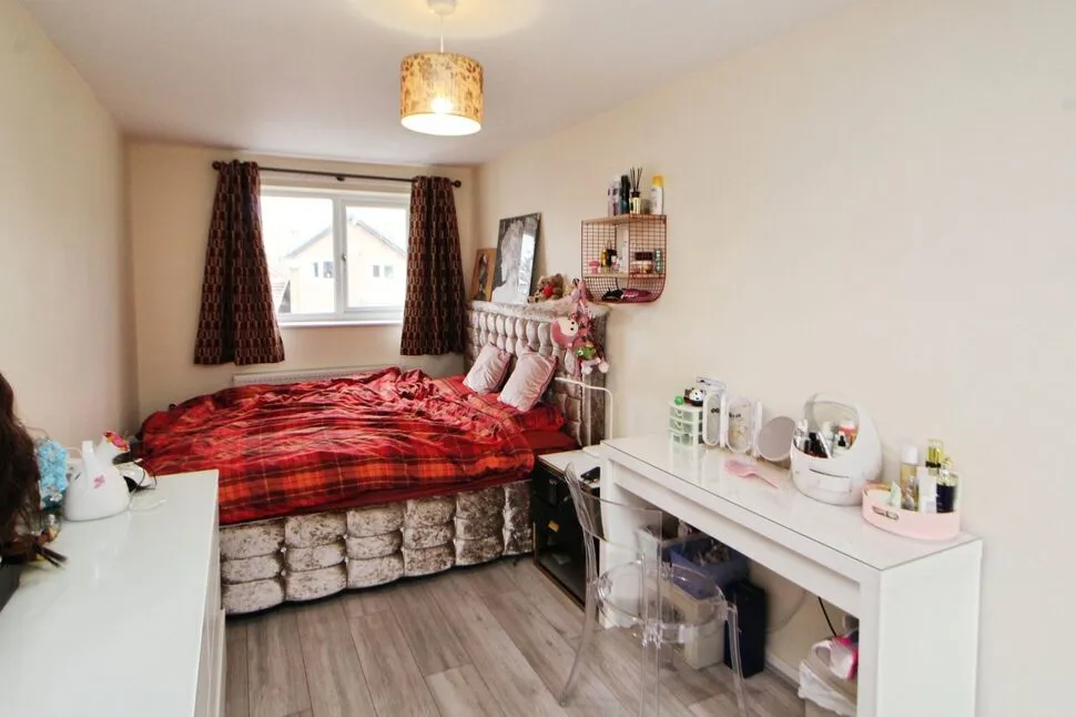 The Croft, Hadfield, Derbyshire, SK13, photo 10