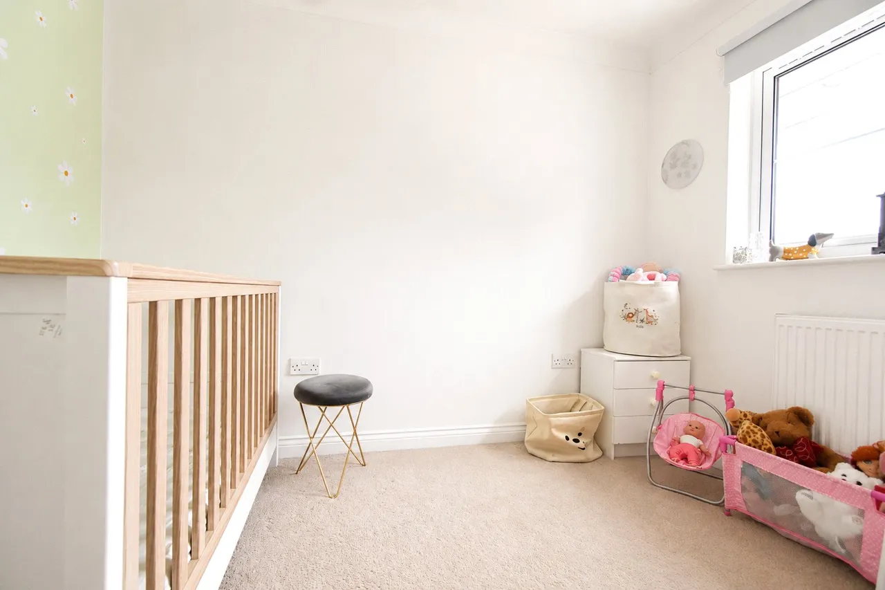 Kingsbridge End, Hook, Hampshire, RG27 9QQ, photo 13