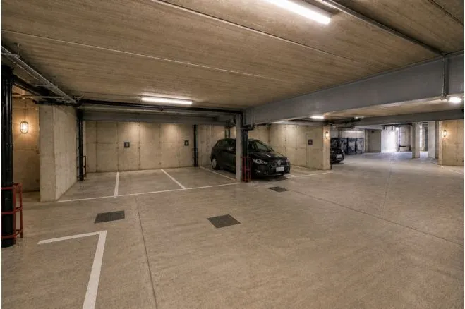 Barrack Lane, Nottingham, NG7, photo 14