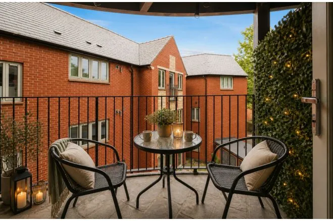 Barrack Lane, Nottingham, NG7, photo 12