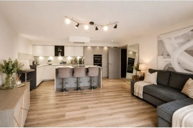 Barrack Lane, Nottingham, NG7, photo 3