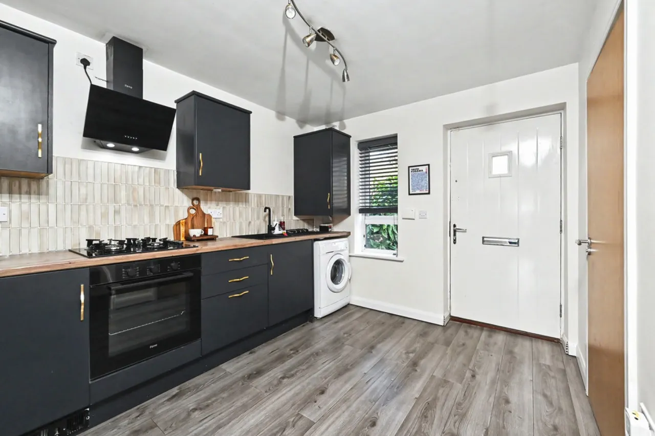 Sytchmill Way, Burslem, Stoke-on-Trent, photo 2