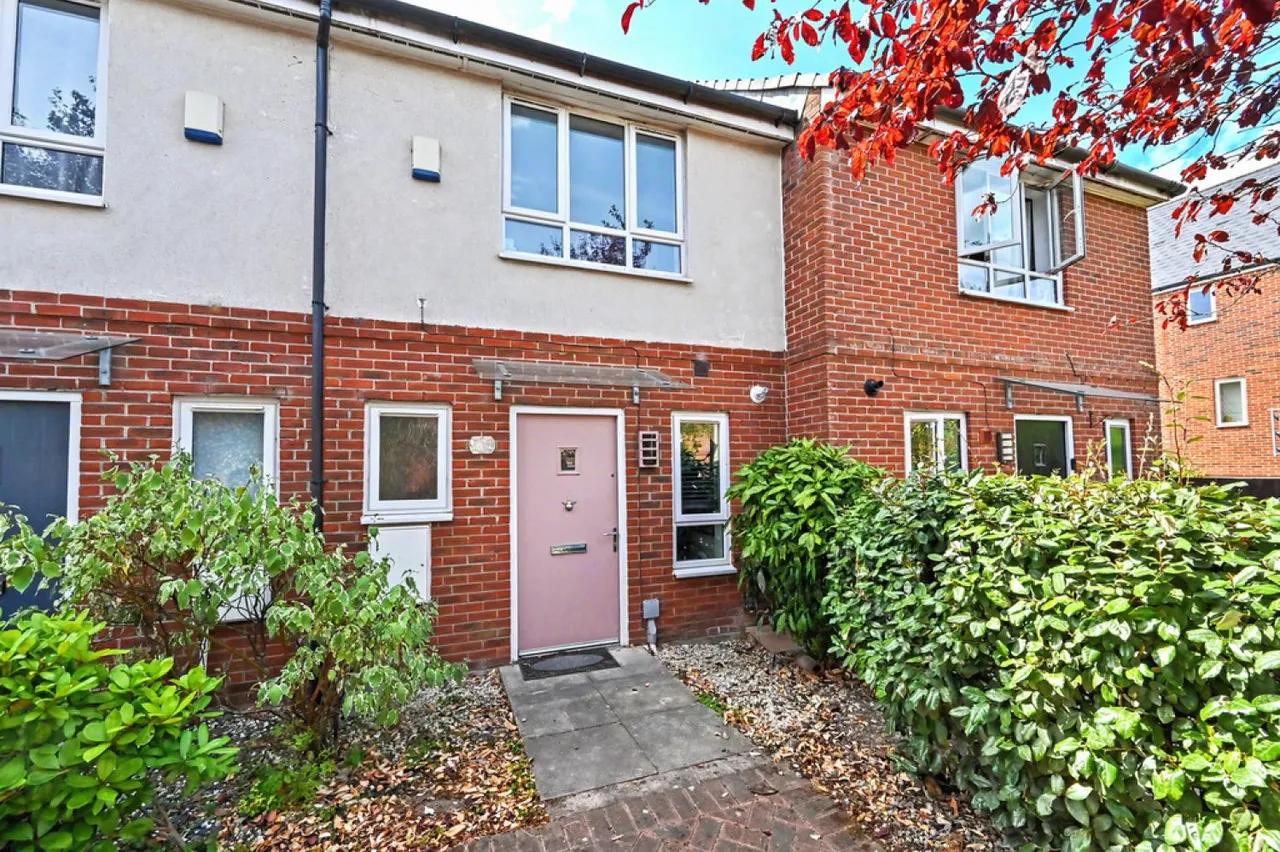 2 bed house for sale — Sytchmill Way, Burslem, Stoke-on-Trent