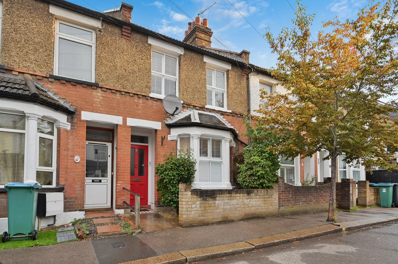 3 bed house for sale, Watford, WD18