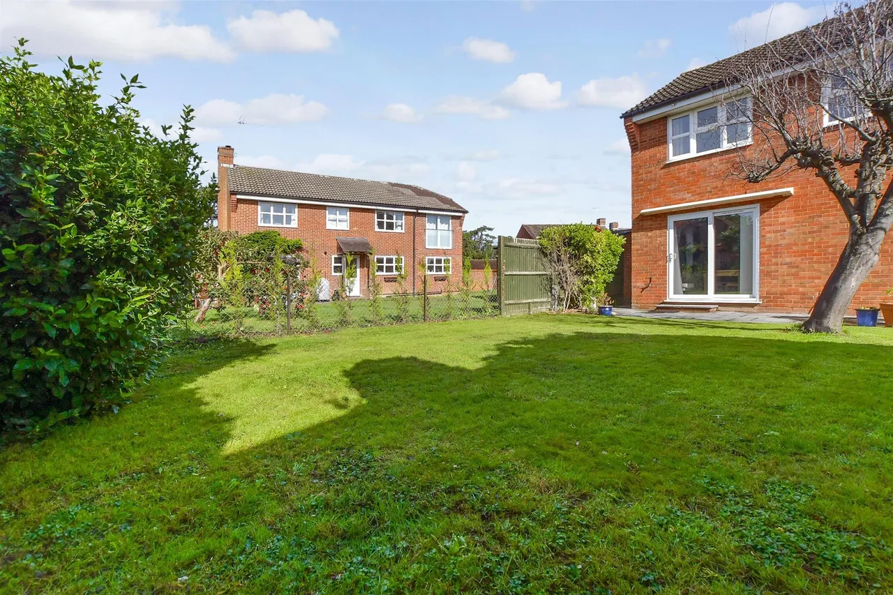 Ashcroft Road, Paddock Wood, TN12, photo 20