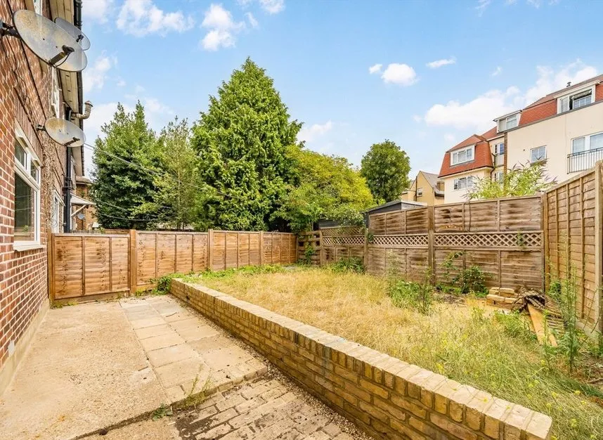 Grove Crescent, Kingston Upon Thames, KT1, photo 6