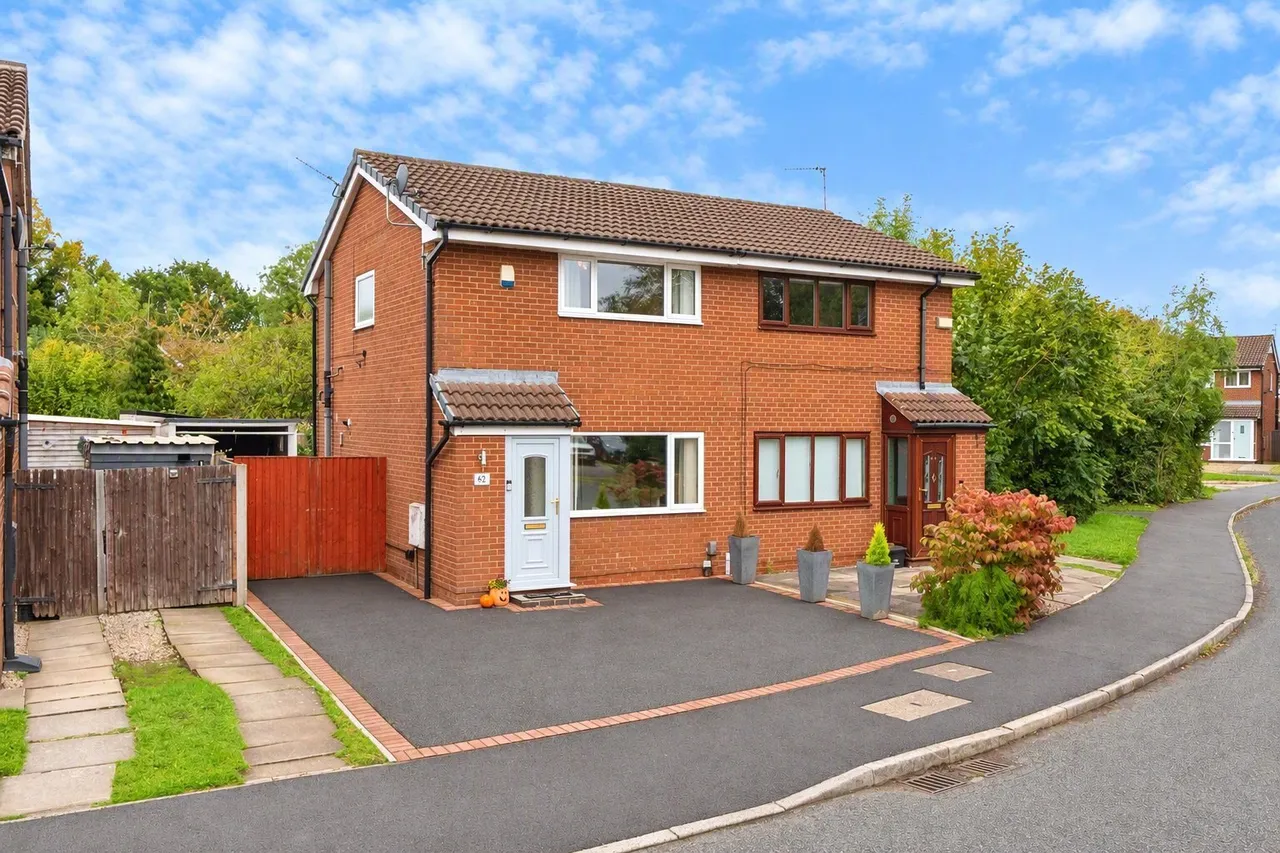 2 bed house for sale, Dove Close, Birchwood, WA3