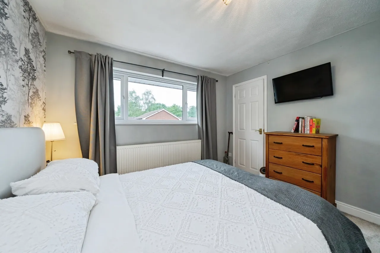 Dove Close, Birchwood, WA3, photo 11