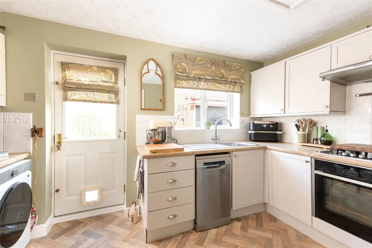 Bridgnorth Drive, Kingsmead, MK4, photo 6