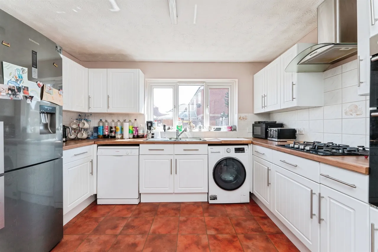 Beech Avenue, Doddington, PE15, photo 5