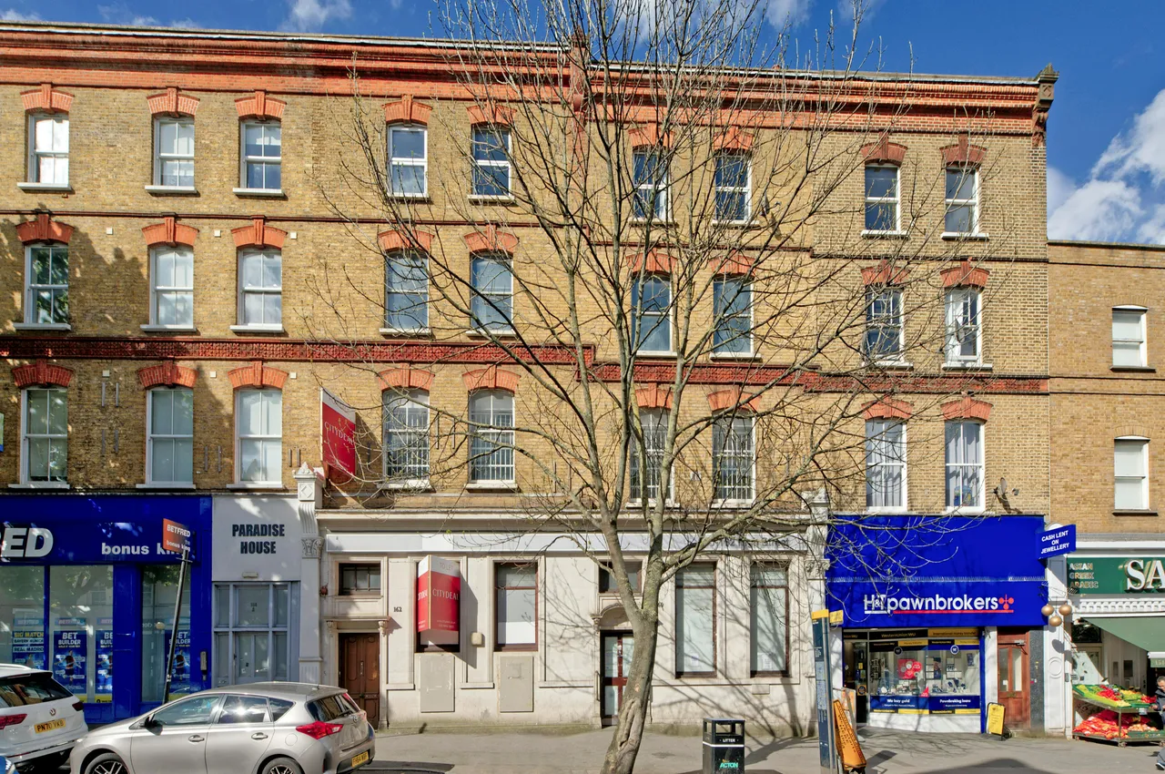 commercial property to rent — High Street, Acton, London, W3