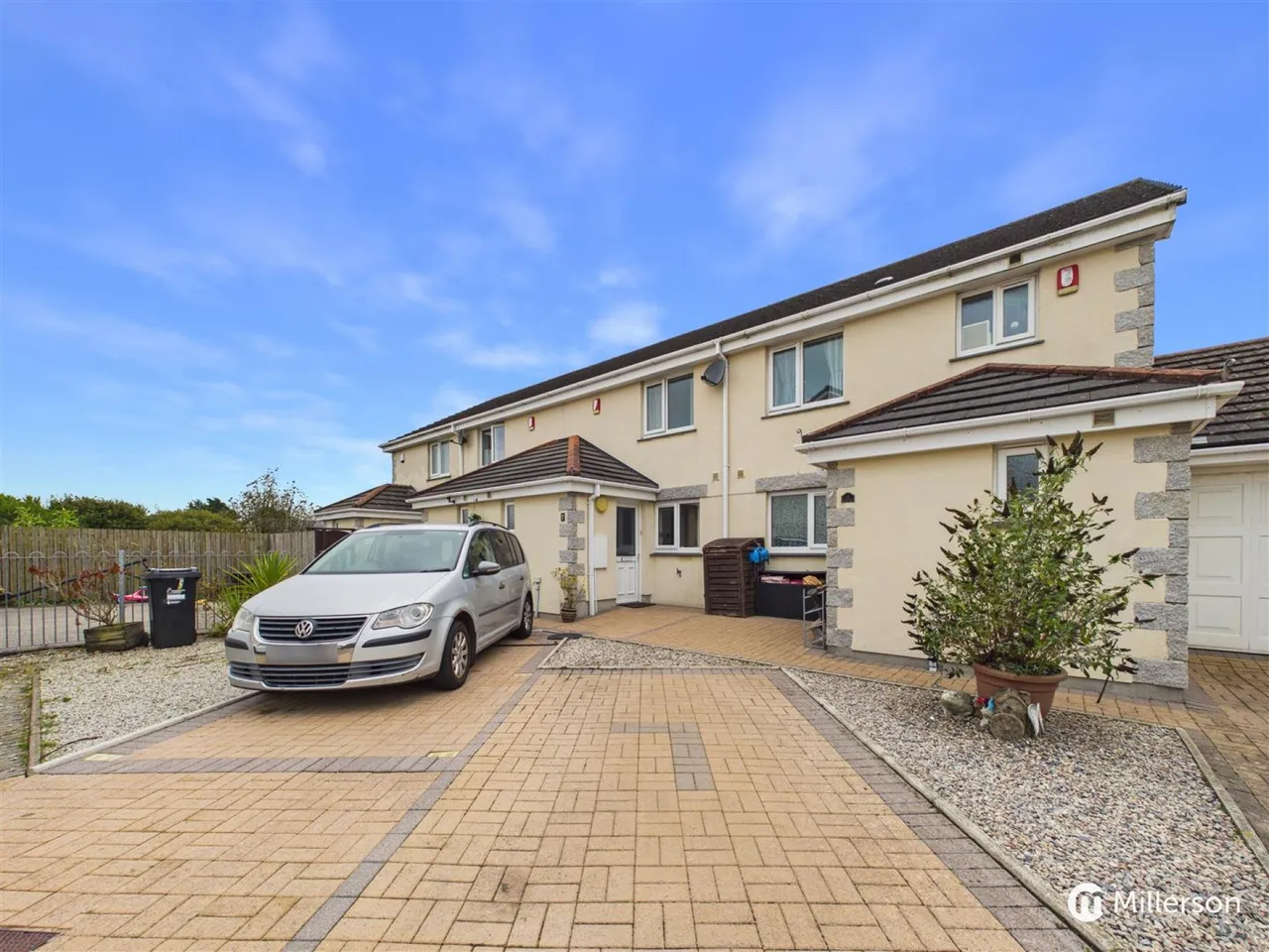 2 bed house for sale, Copper Meadows, Lanner Hill, TR15