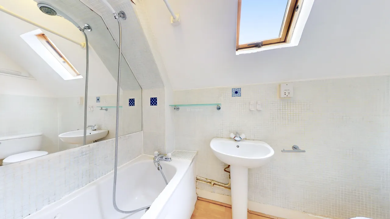 Woodchurch Road, NW6, photo 8