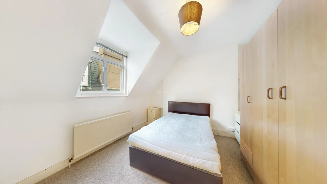 Woodchurch Road, NW6, photo 6