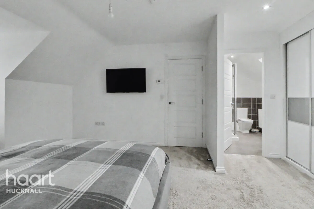 Bellman Close, Nottingham, NG15, photo 16