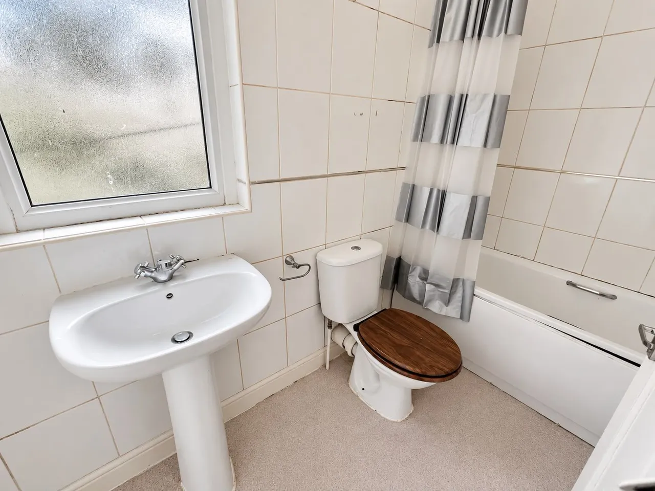 Coldstream Street, Llanelli, SA15, photo 10