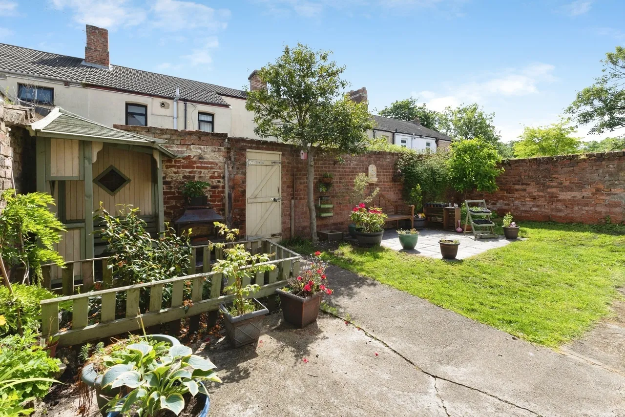 Richmond Road, STOCKTON-ON-TEES, Cleveland, TS18, photo 2