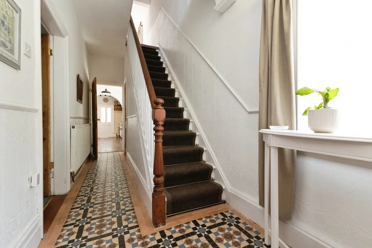 Richmond Road, STOCKTON-ON-TEES, Cleveland, TS18, photo 3