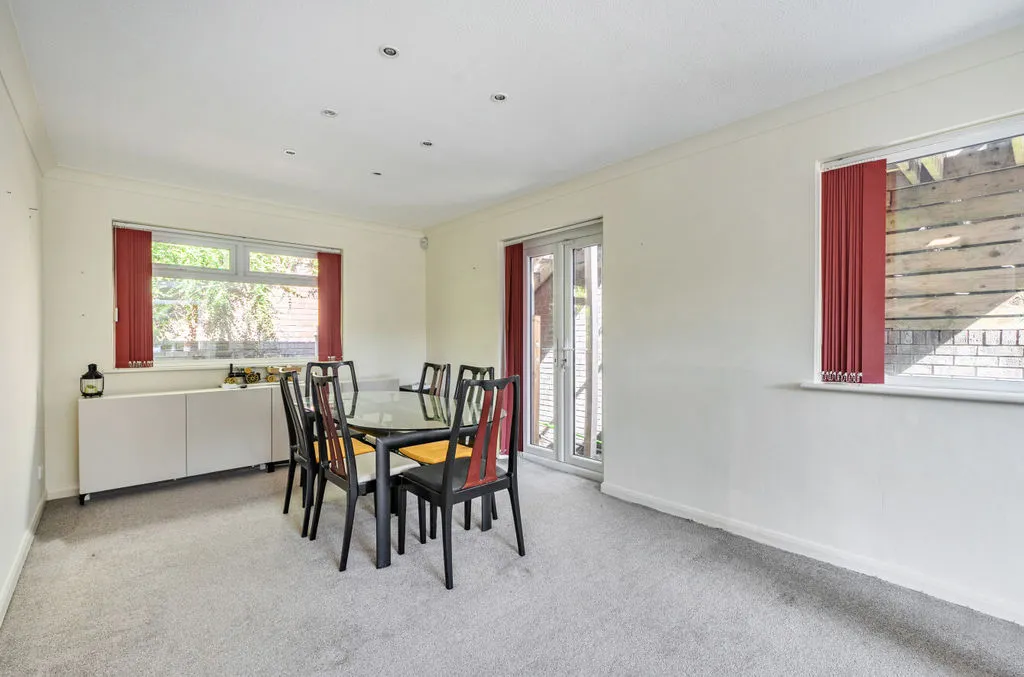 Southview Road, Warlingham CR6 9JE, photo 5