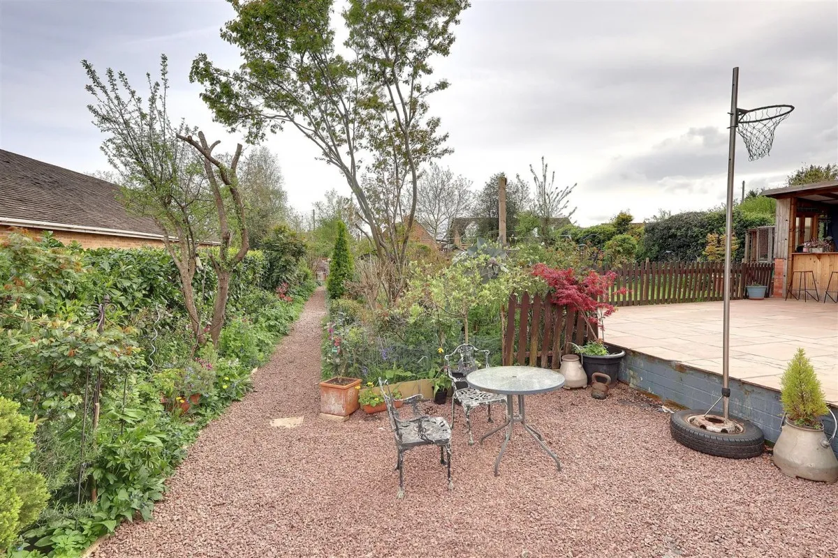 Ross Road, Newent, GL18, photo 13