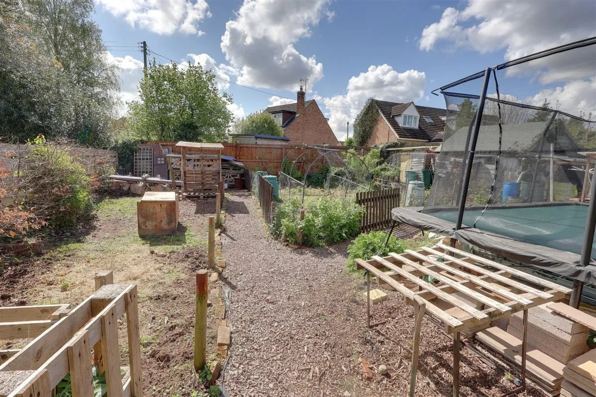Ross Road, Newent, GL18, photo 12