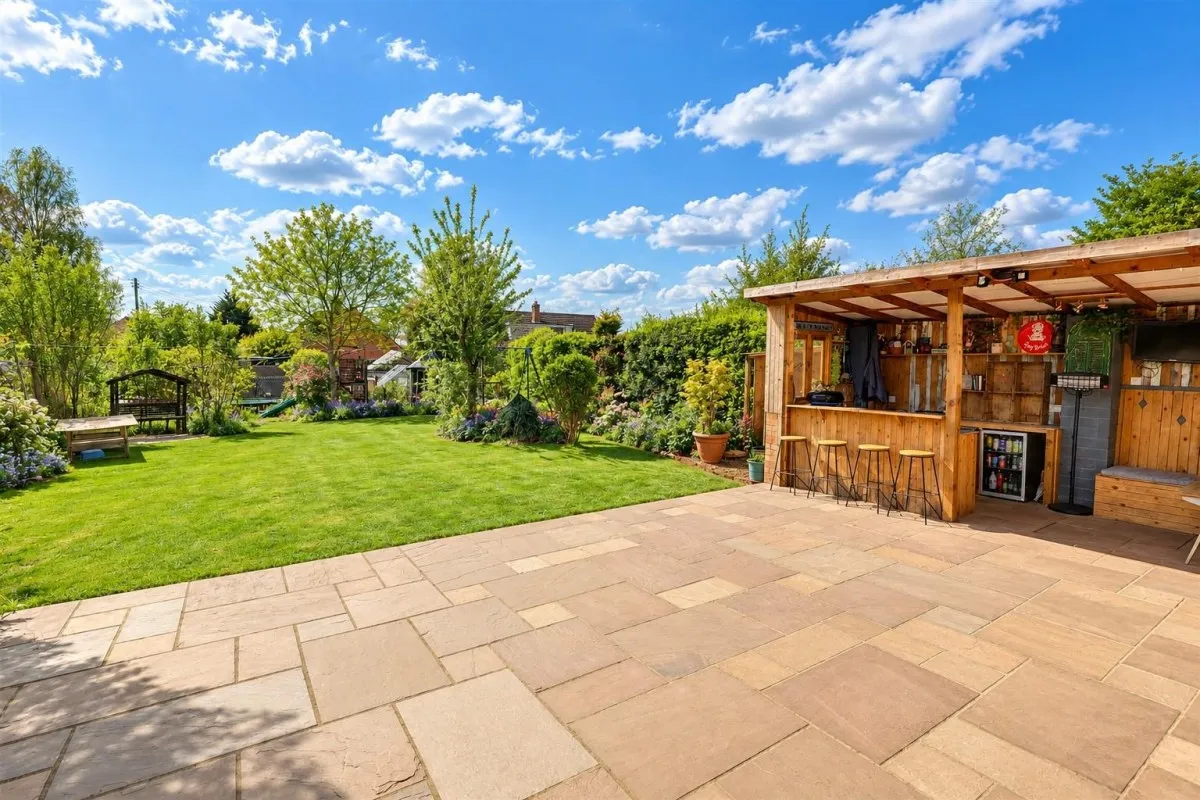 Ross Road, Newent, GL18, photo 2