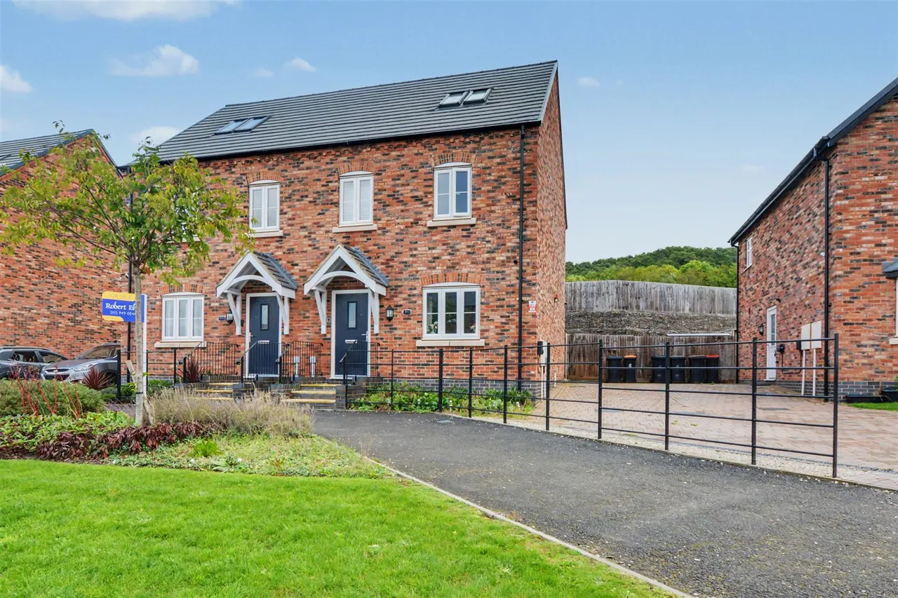 3 bed house for sale, Field Farm Way, Stapleford, NG9