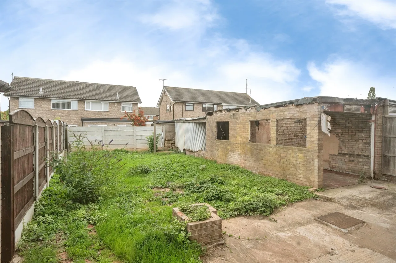 Lutterworth Drive, Adwick-Le-Street, DN6, photo 4