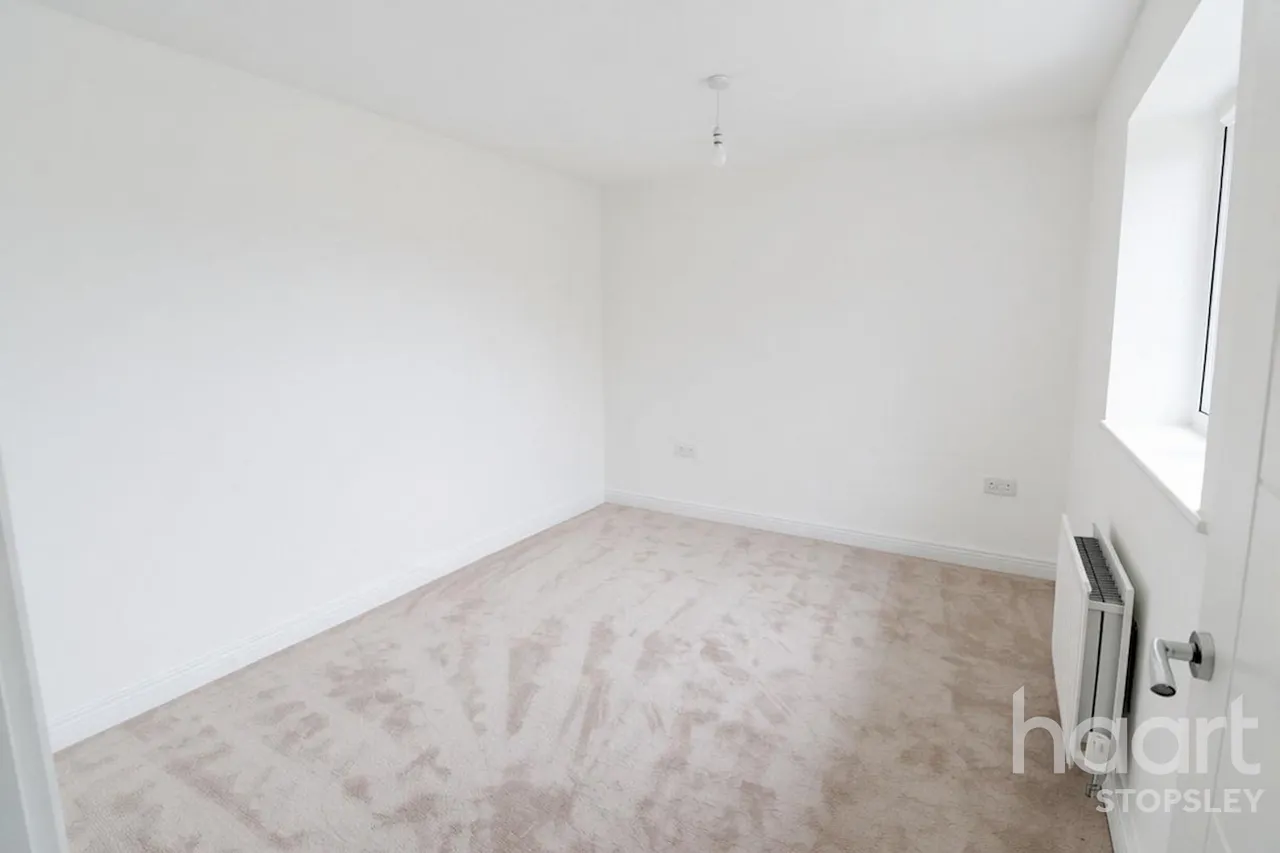 Lewin Park, Langford, SG18, photo 34