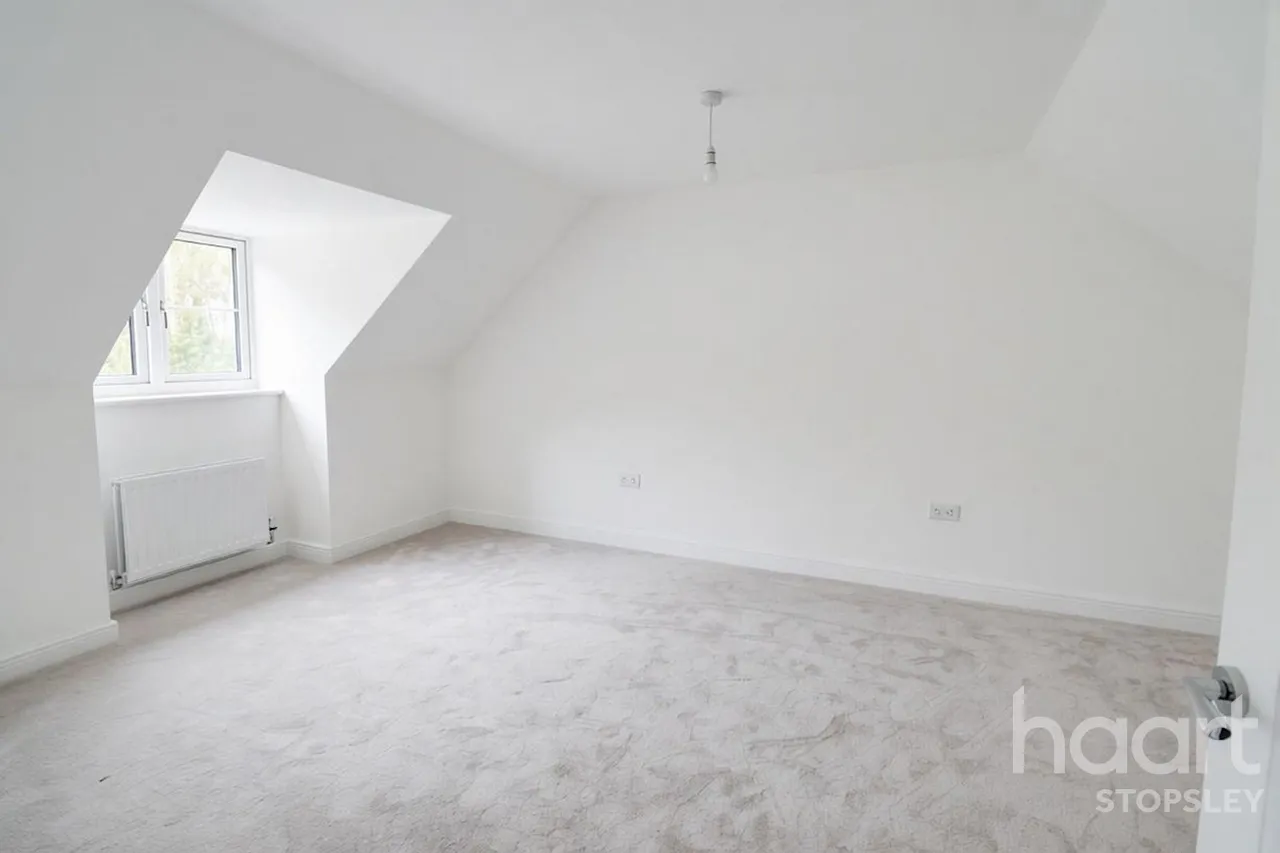 Lewin Park, Langford, SG18, photo 46