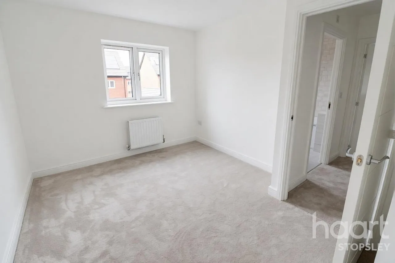 Lewin Park, Langford, SG18, photo 43