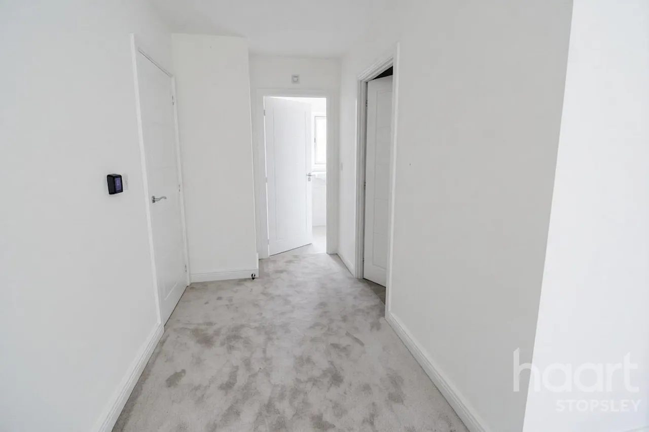 Lewin Park, Langford, SG18, photo 38