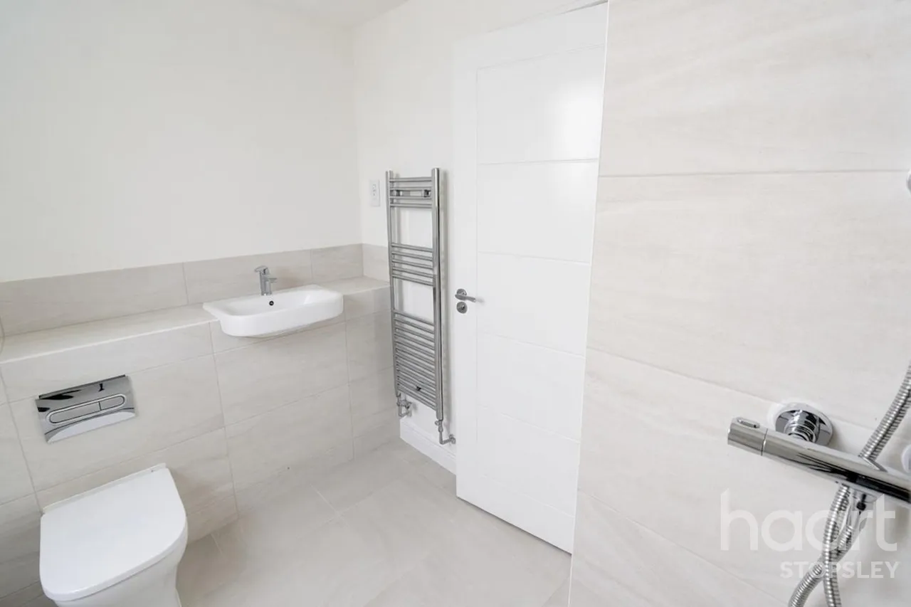 Lewin Park, Langford, SG18, photo 35
