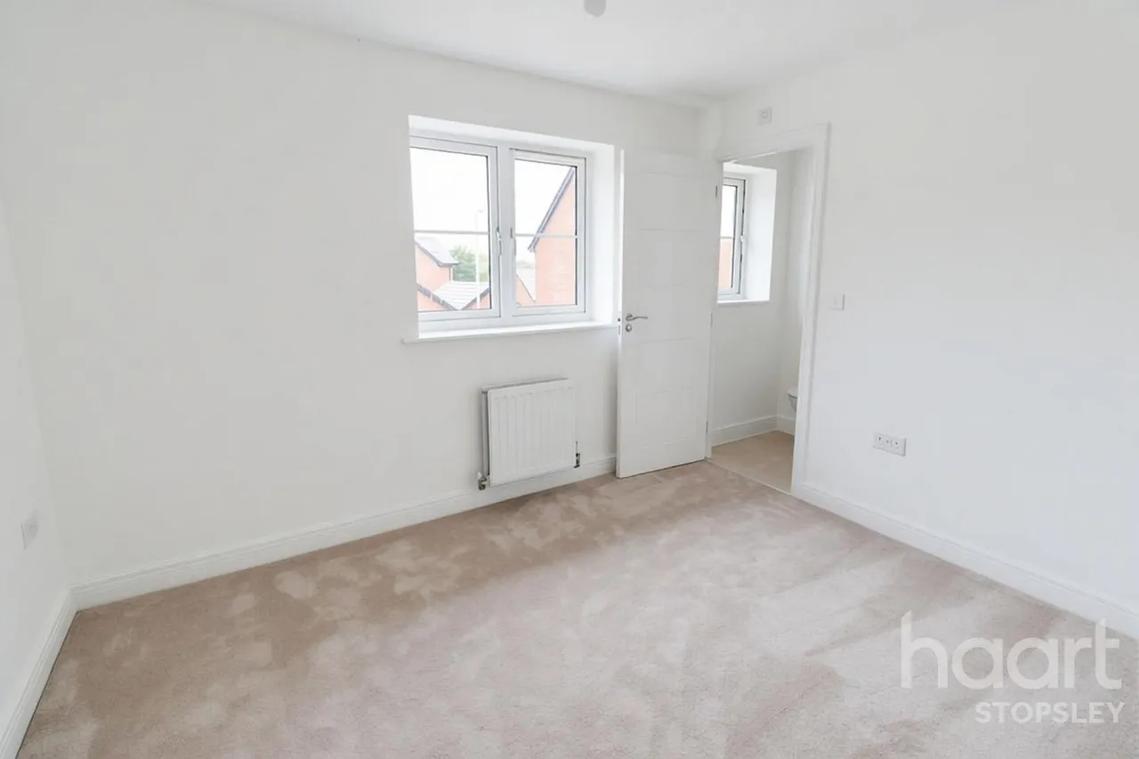 Lewin Park, Langford, SG18, photo 32