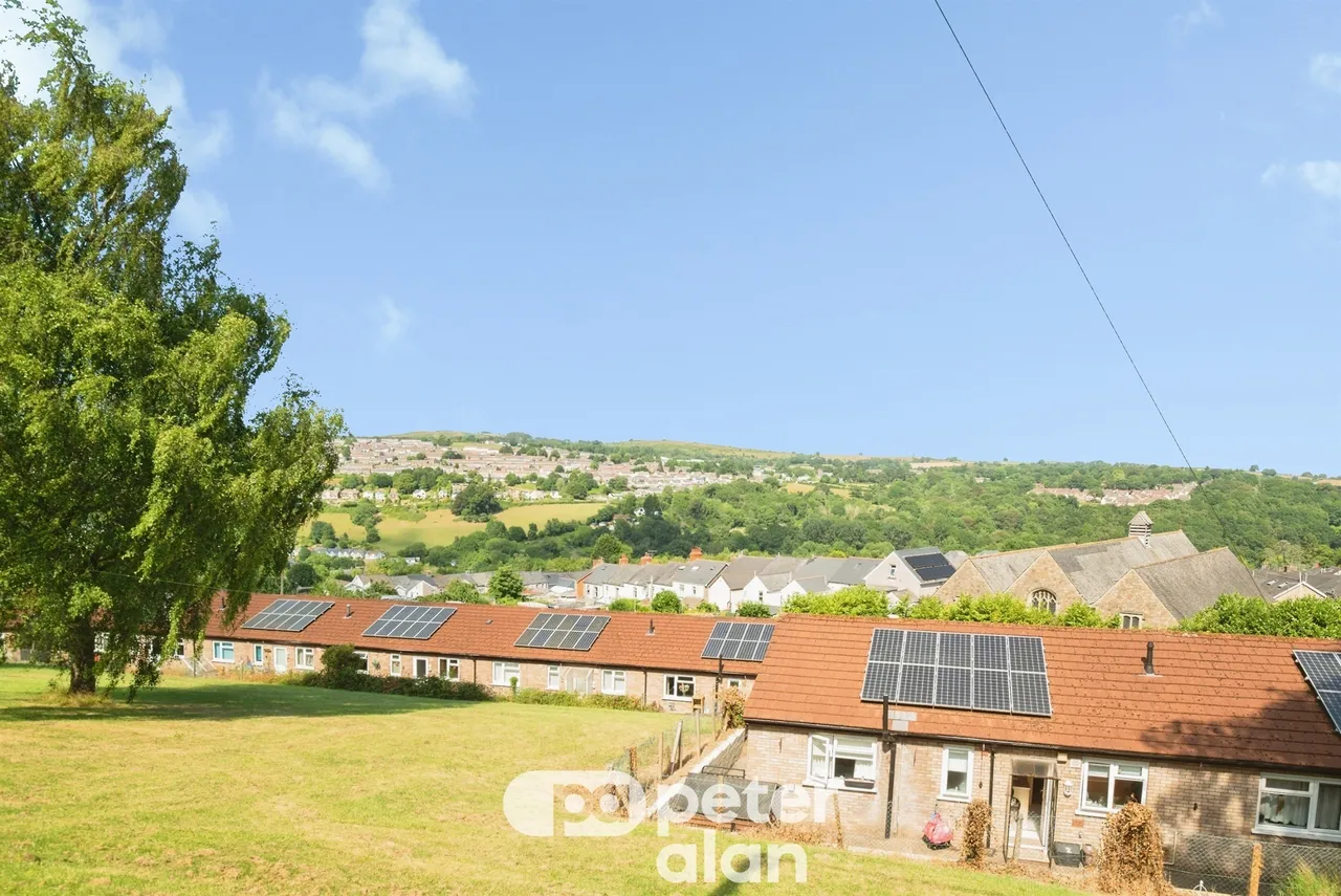 Fairfield Terrace, Pontypool, NP4, photo 18