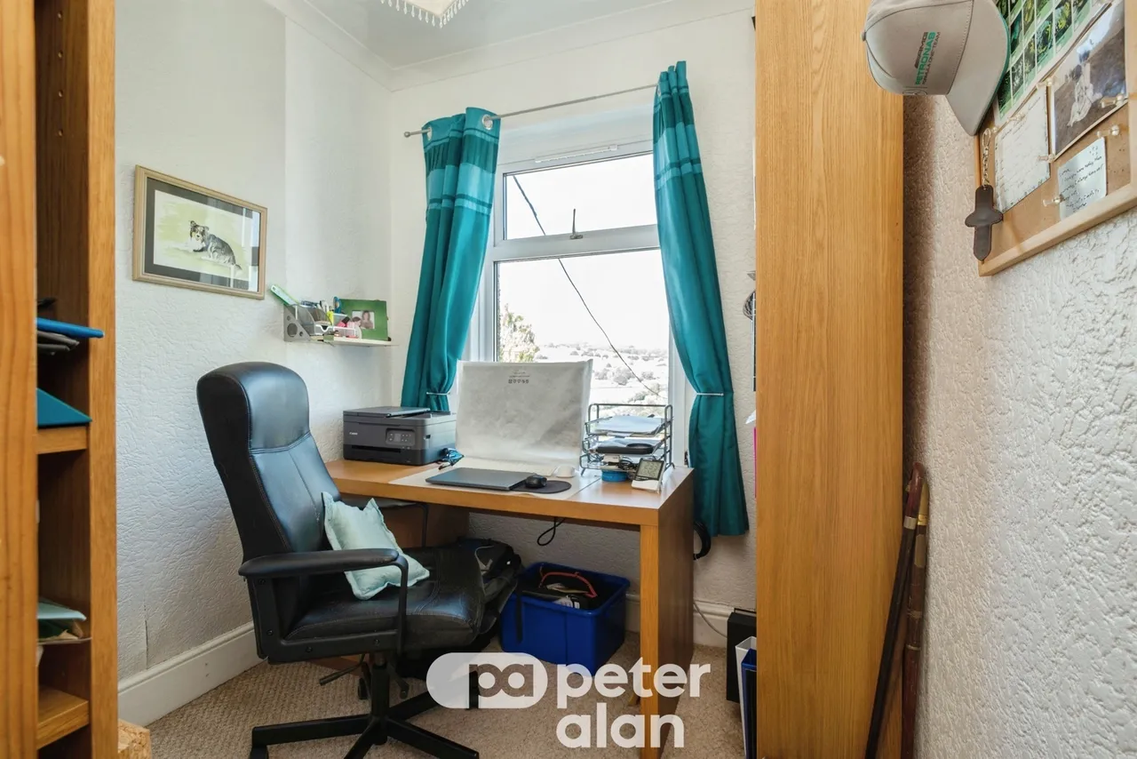Fairfield Terrace, Pontypool, NP4, photo 12