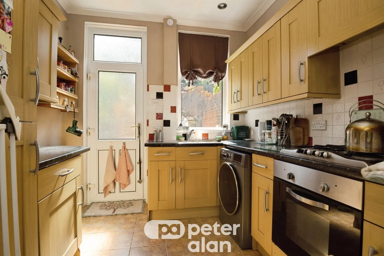 Fairfield Terrace, Pontypool, NP4, photo 6