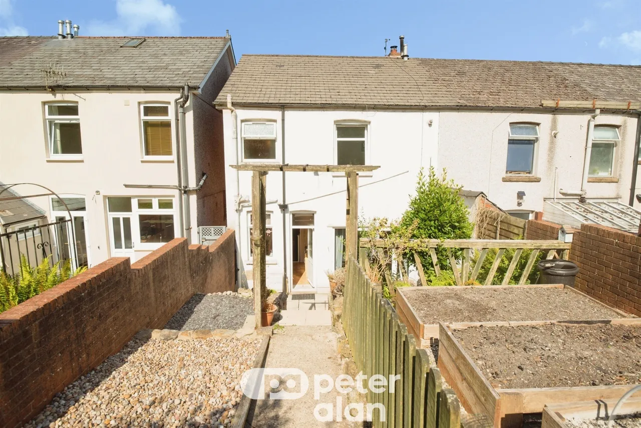 Fairfield Terrace, Pontypool, NP4, photo 15
